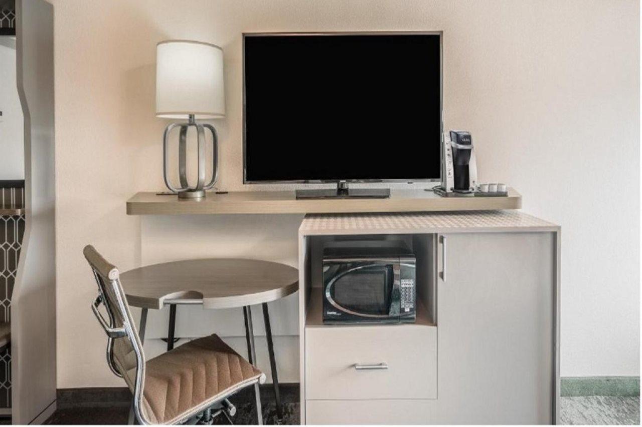 Holiday Inn Roanoke Airport - Conference Ctr By Ihg Εξωτερικό φωτογραφία